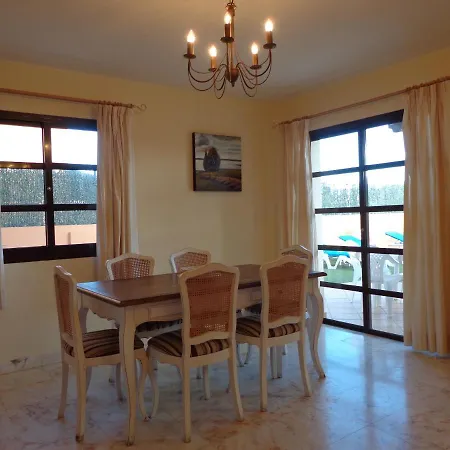 Casa Miel Κοραλέχο